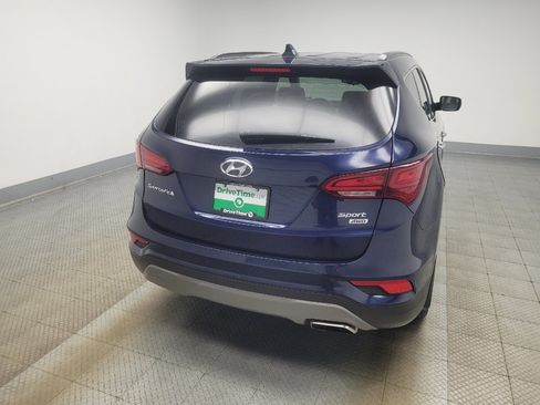 Used 2018 Hyundai Santa Fe Sport w/ 2.4L Value Package 02 AWD/4WD image 7