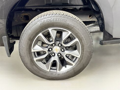 Used 2024 Chevrolet Silverado 1500 LT image 28