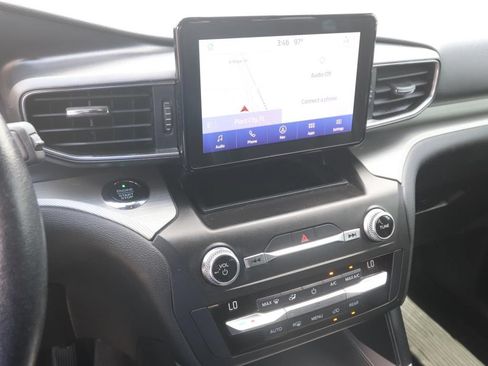 Used 2020 Ford Explorer XLT w/ Equipment Group 202A RWD image 20