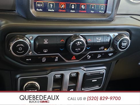 Used 2018 Jeep Wrangler Rubicon AWD/4WD image 19