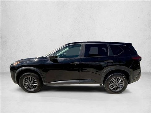 Used 2023 Nissan Rogue S FWD image 4