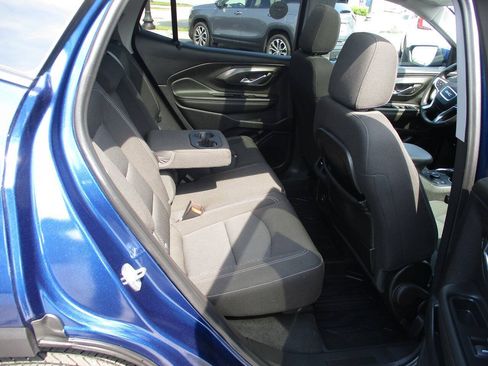 Used 2023 GMC Terrain SLE AWD/4WD image 7