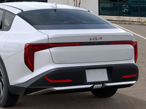 New 2026 Kia K4 EX image 13