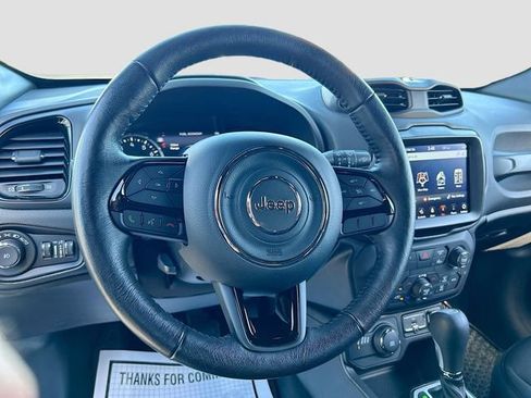 Used 2022 Jeep Renegade Altitude w/ Convenience Group image 13