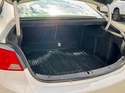 Used 2017 Chevrolet Impala LS image 17