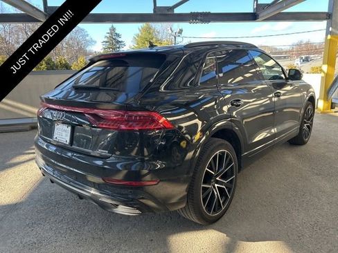 Used 2023 Audi Q8 Premium Plus image 7