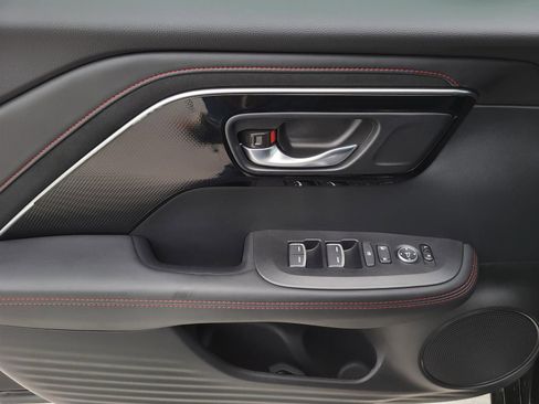 Used 2025 Acura ADX A-Spec image 16