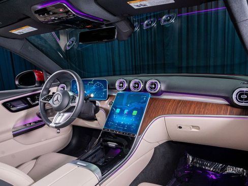 Certified 2025 Mercedes-Benz C 300 Sedan image 4