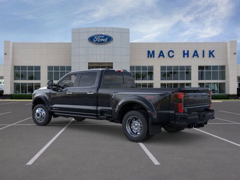 New 2026 Ford F450 Platinum w/ FX4 Off-Road Package image 4