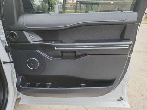 Used 2018 Ford Expedition XL AWD/4WD image 33