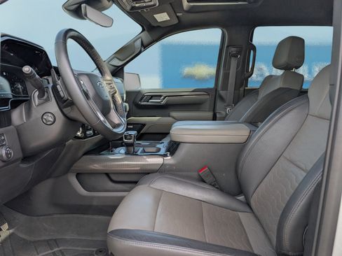 Used 2023 Chevrolet Silverado 1500 ZR2 w/ Technology Package AWD/4WD image 18