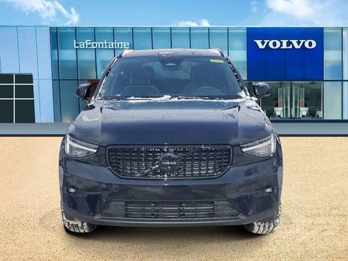 New 2026 Volvo XC40 B5 Ultra w/ Protection Package Premier image 2