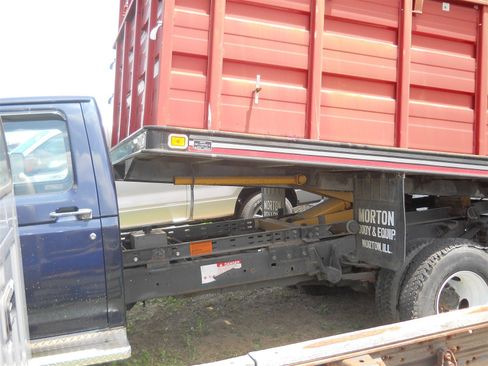 Used 1990 Ford F450 2WD Regular Cab Super Duty image 3