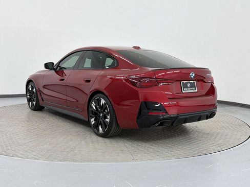 Certified 2025 BMW M440i image 3