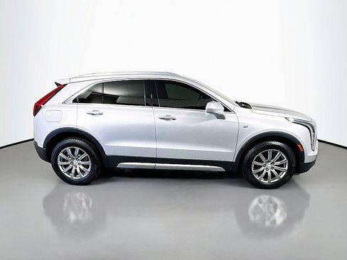 Used 2019 Cadillac XT4 Premium Luxury FWD image 8