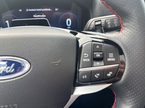 Used 2025 Ford Explorer ST image 12