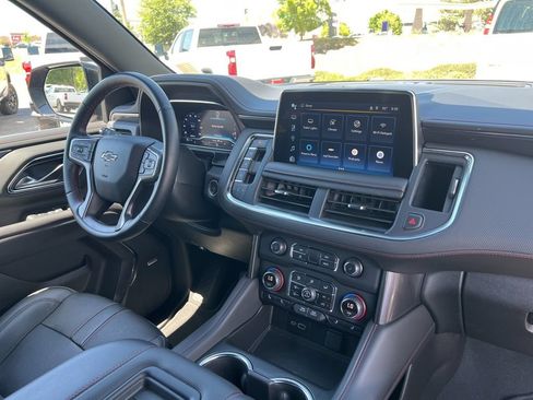 Used 2024 Chevrolet Tahoe RST w/ Luxury Package AWD/4WD image 18