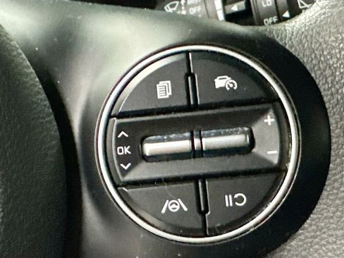 Used 2023 Kia Soul LX w/ LX Technology Package image 10