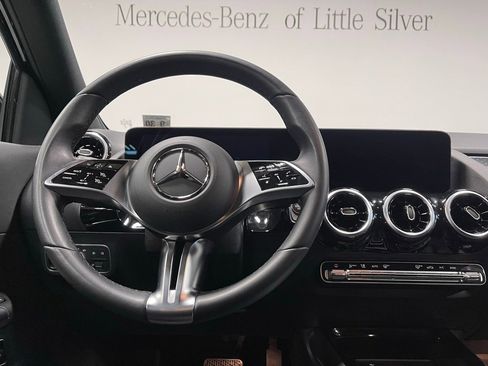 Used 2026 Mercedes-Benz GLA 250 4MATIC image 31