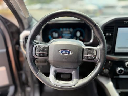 Used 2023 Ford F150 Lariat w/ Trailer Tow Package AWD/4WD image 32