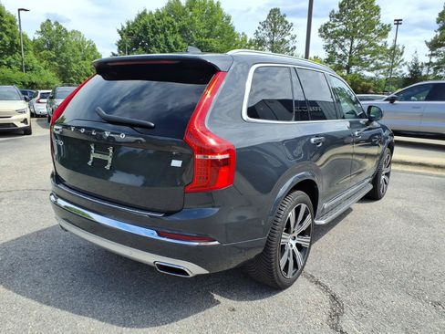 Used 2021 Volvo XC90 T8 Inscription w/ Lounge Package AWD/4WD image 3