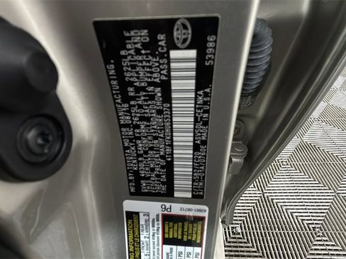 Used 2017 Toyota Camry XLE image 36