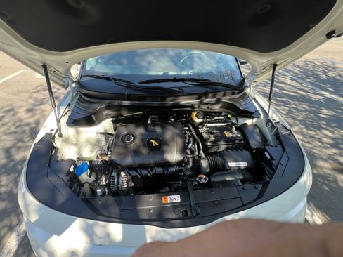 Used 2025 Kia Soul LX w/ LX Technology Package image 30