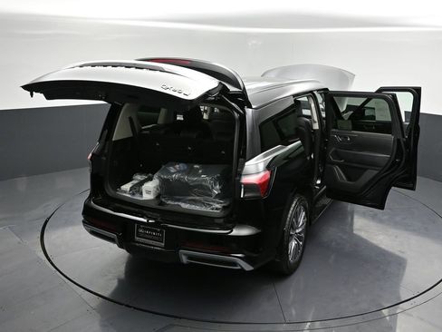 New 2026 INFINITI QX80 Luxe image 37