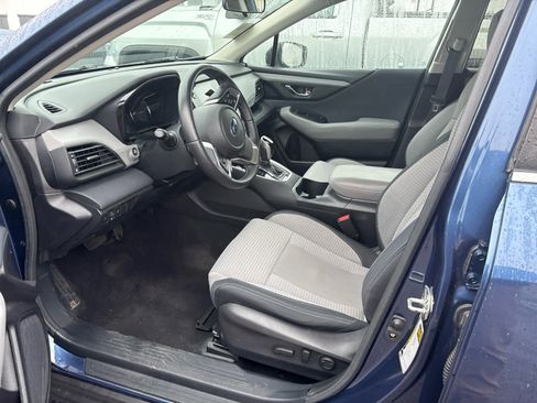 Used 2020 Subaru Outback Premium image 4