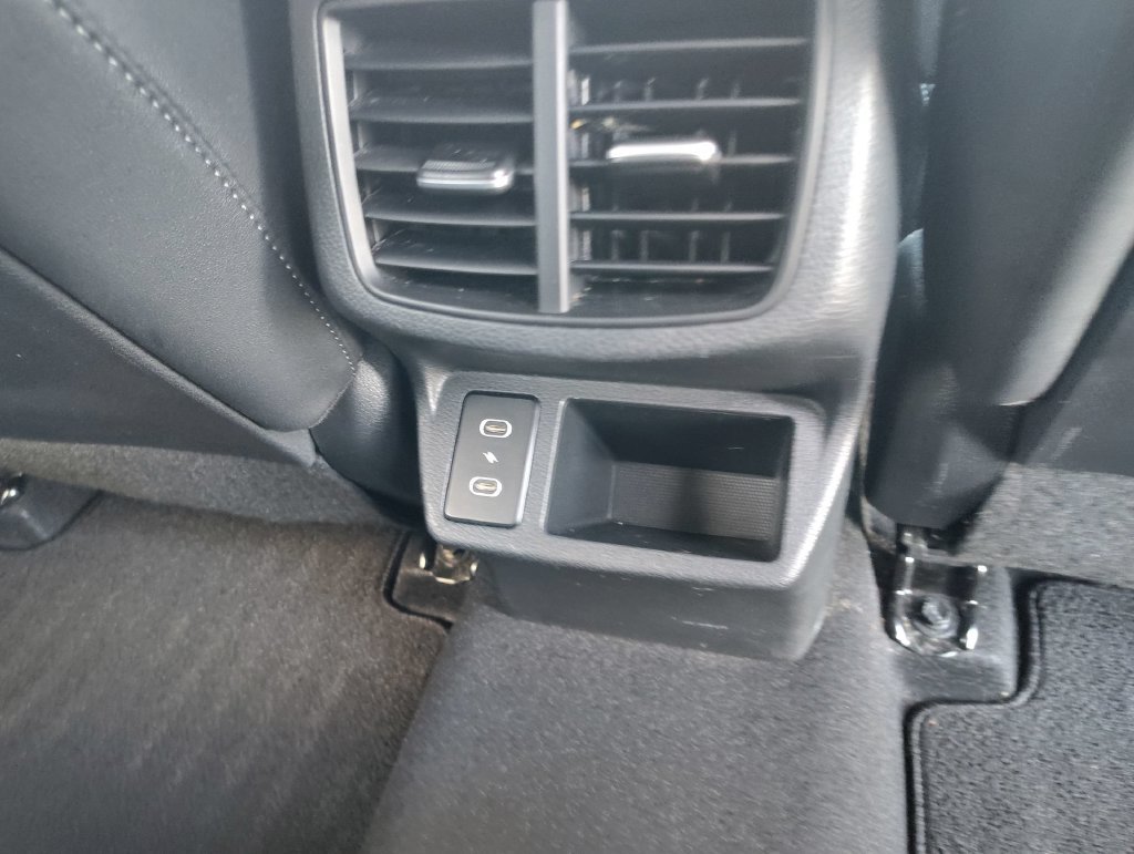 Certified 2025 Kia Seltos EX AWD/4WD image 25