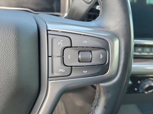 Used 2025 Chevrolet Silverado 1500 LT RWD image 27
