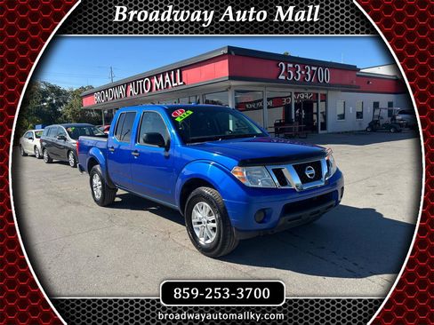 Used 2014 Nissan Frontier SV image 1