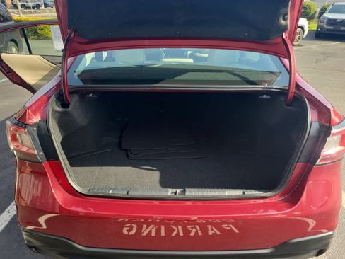Used 2024 Subaru Legacy Limited image 34