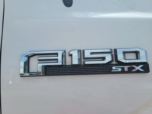 Used 2019 Ford F150 XL w/ Equipment Group 101A Mid RWD image 11