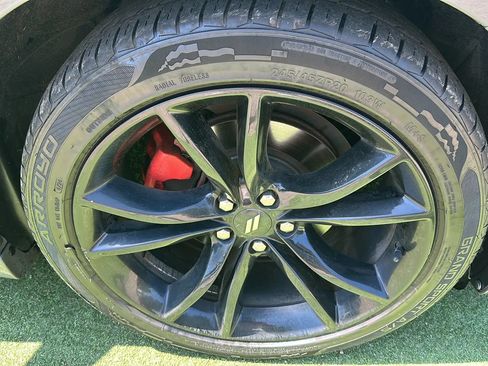 Used 2018 Dodge Charger SXT w/ Blacktop Package RWD image 25
