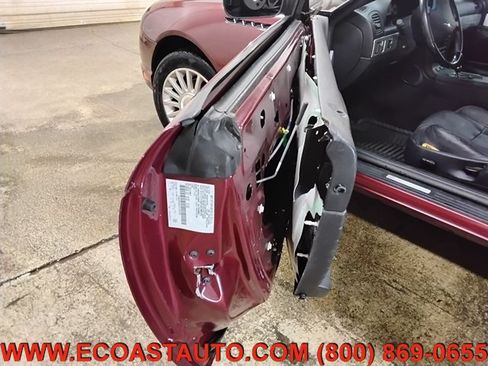 Used 2004 Ford Thunderbird RWD image 15