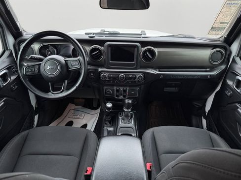 Used 2018 Jeep Wrangler Unlimited Sport S AWD/4WD image 17