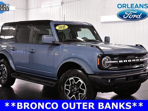 Used 2025 Ford Bronco Outer Banks image 1