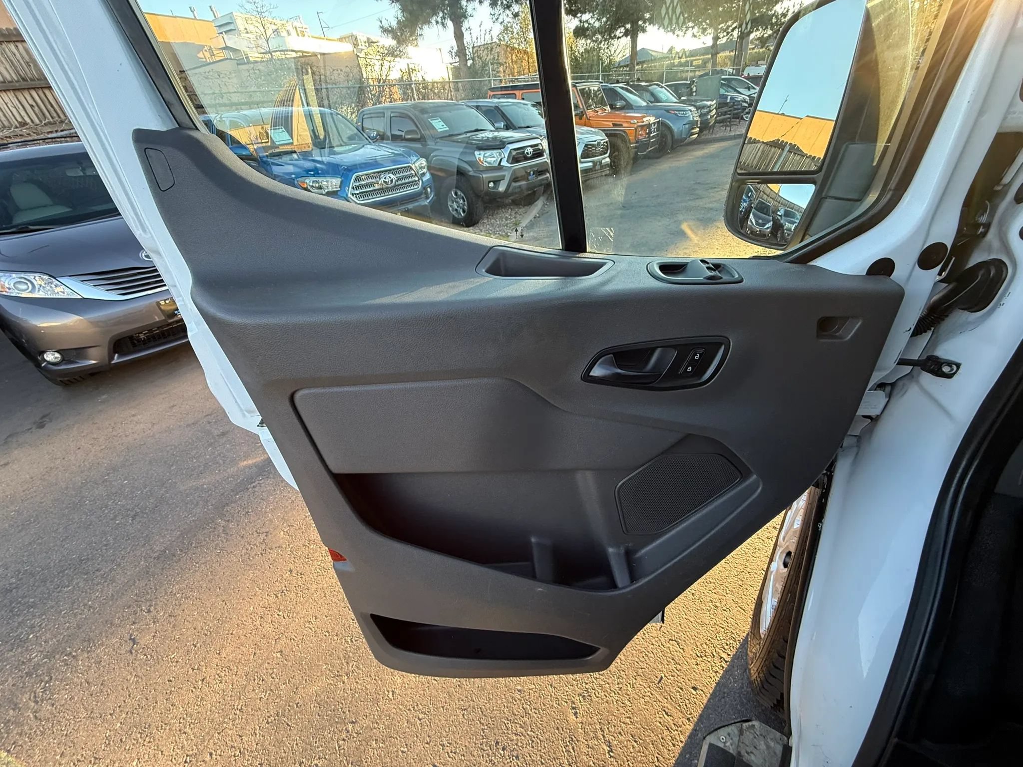 Used 2021 Ford Transit 250 Low Roof w/ Exterior Upgrade Package RWD image 32