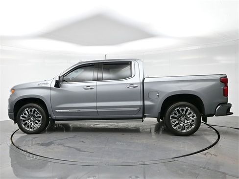 Used 2024 Chevrolet Silverado 1500 High Country image 4