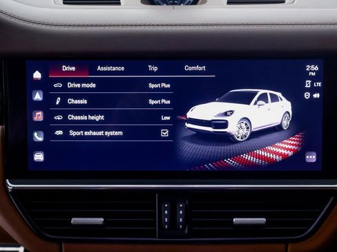 Certified 2023 Porsche Cayenne Turbo S image 14