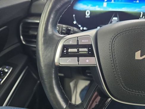 Used 2024 Kia Telluride SX Prestige w/ Towing Package image 21