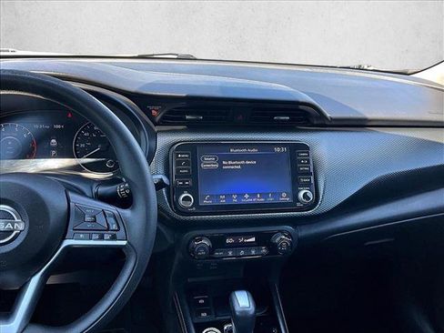 Used 2022 Nissan Kicks SV FWD image 8