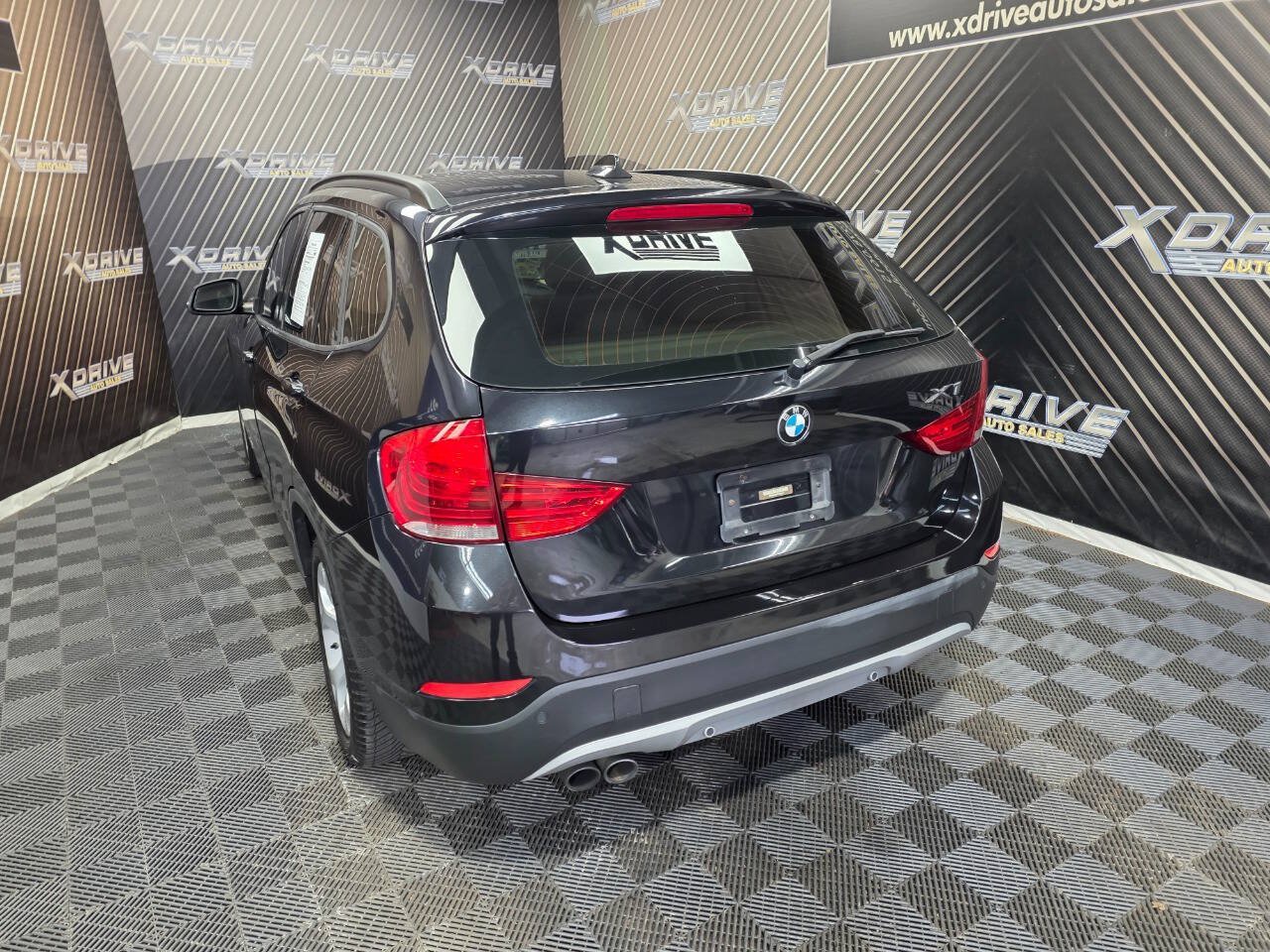 Used 2015 BMW X1 sDrive28i RWD image 11