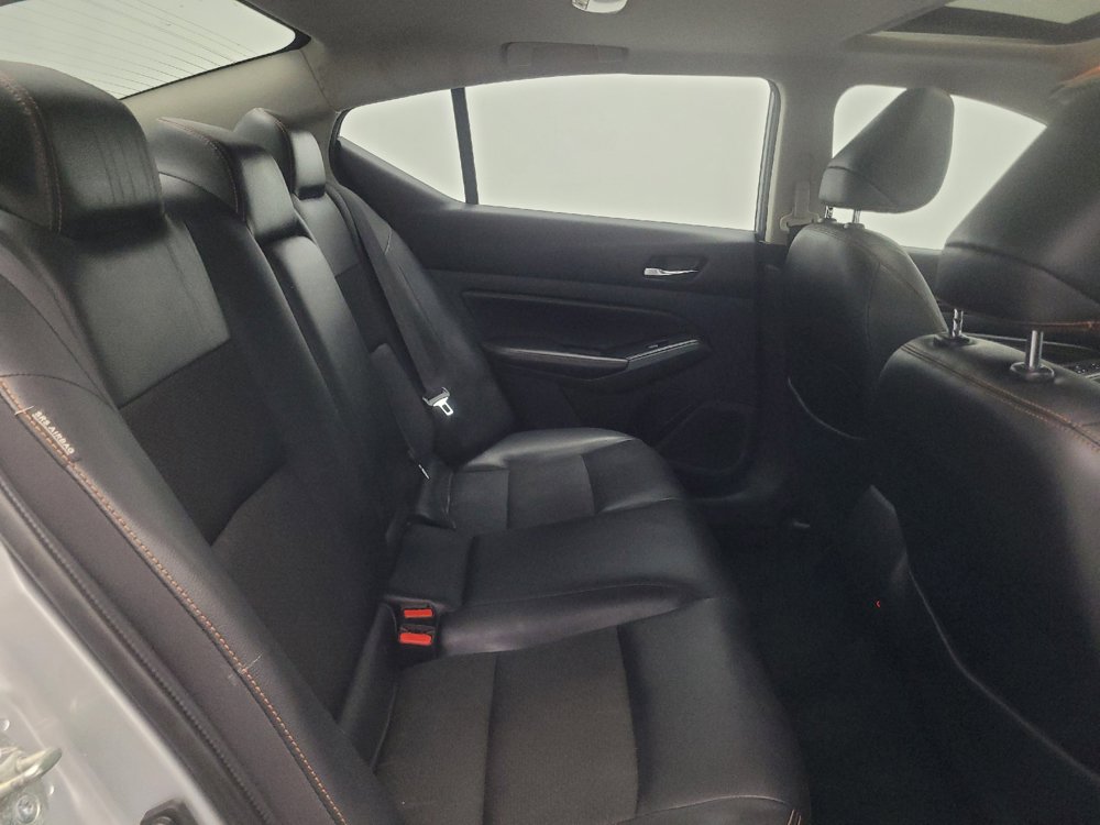 Used 2019 Nissan Altima 2.5 SR w/ SR Premium Package AWD/4WD image 19