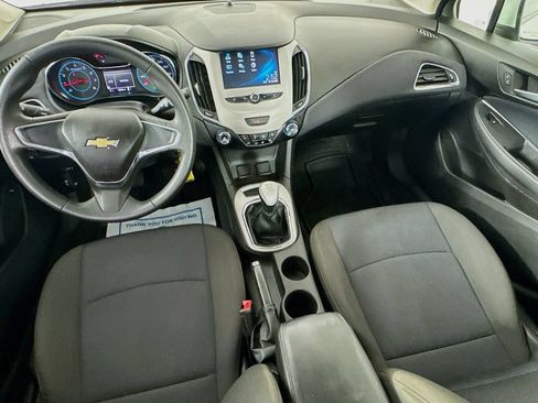 Used 2018 Chevrolet Cruze LS FWD image 24