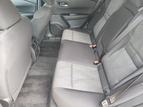 Used 2024 Nissan Rogue SV FWD image 25