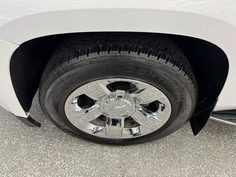Used 2016 Chevrolet Suburban LTZ AWD/4WD image 34