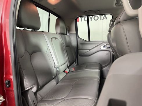 Used 2019 Nissan Frontier SL image 30