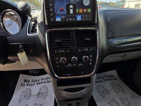 Used 2011 Dodge Grand Caravan Express w/ PWR Window Group FWD image 21